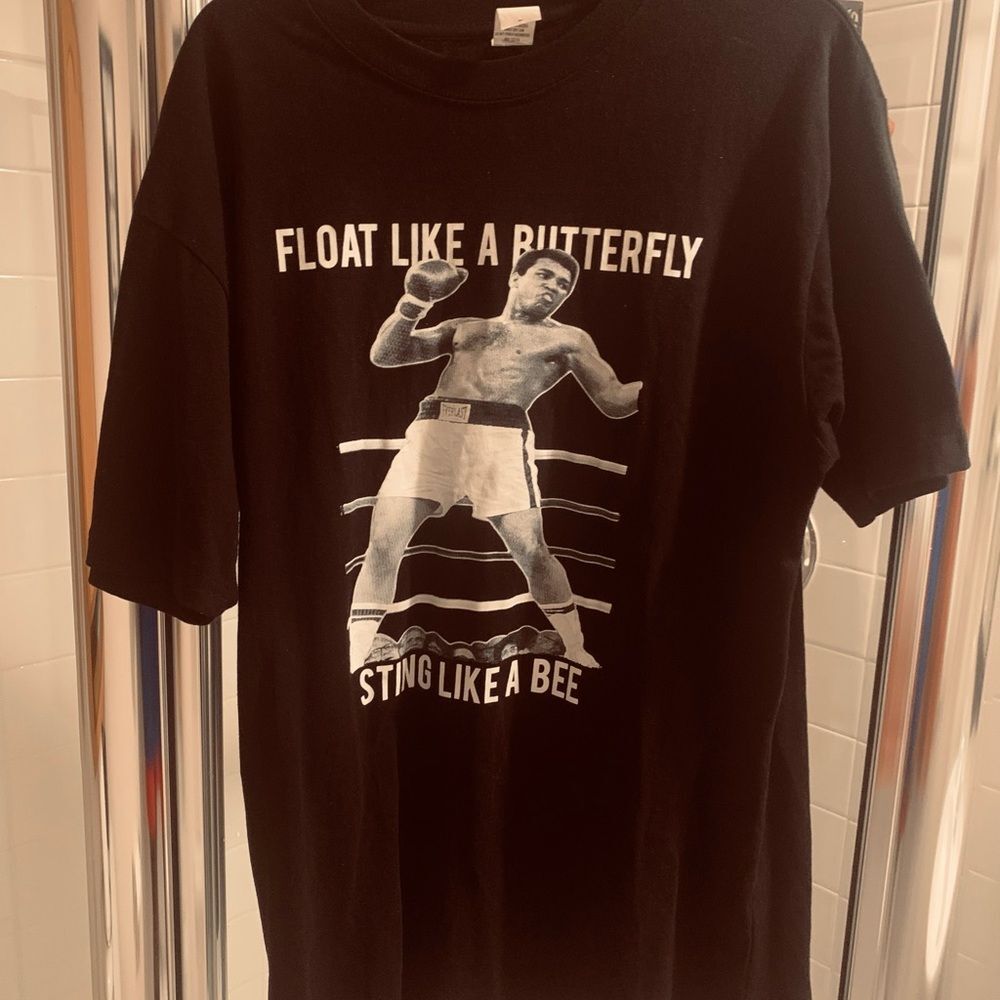 Muhammad Ali Tee-shirt - Black - boxing Graphic Tee - size Large - boxing Legend
